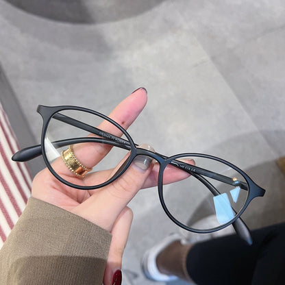 AUR0003 Women's myopia glasses.