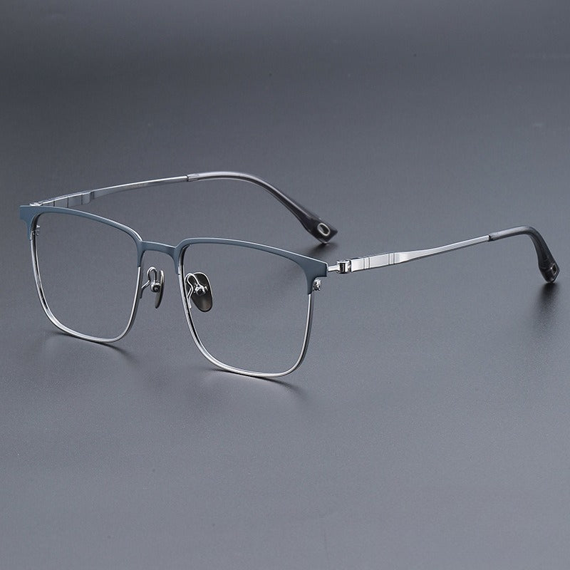 AUT006 Titanium Eyeglasses with Myopia Lenses.