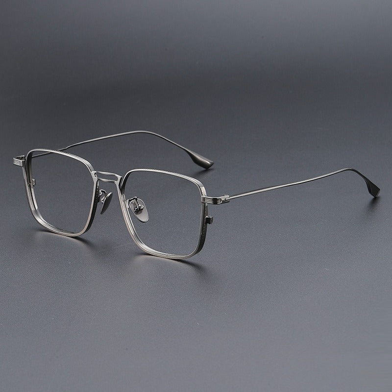 AUT005 Pure Titanium Men's Eyeglasses with Myopia Lenses.