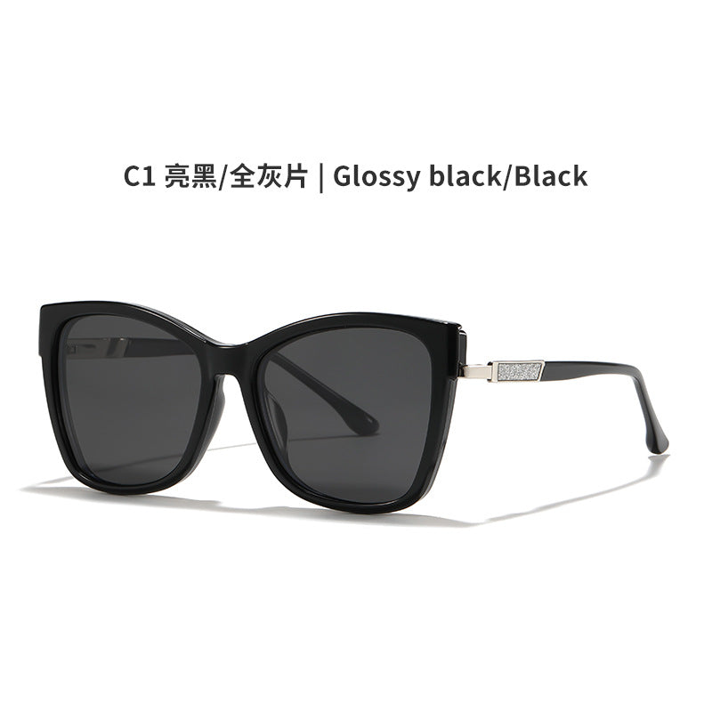 AU0012 Dual-Purpose Eyeglasses: Clear Lenses for Indoor, Tinted Clip-On for Outdoor.