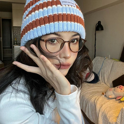 AUR0003 Women's myopia glasses.