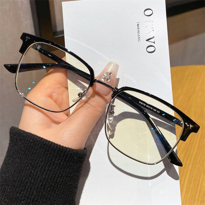 AUT002 Pure Titanium Men's Eyeglasses with Myopia Lenses.