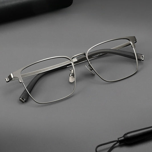 AUT013 Men's Titanium Frame Myopia Glasses with Lenses.