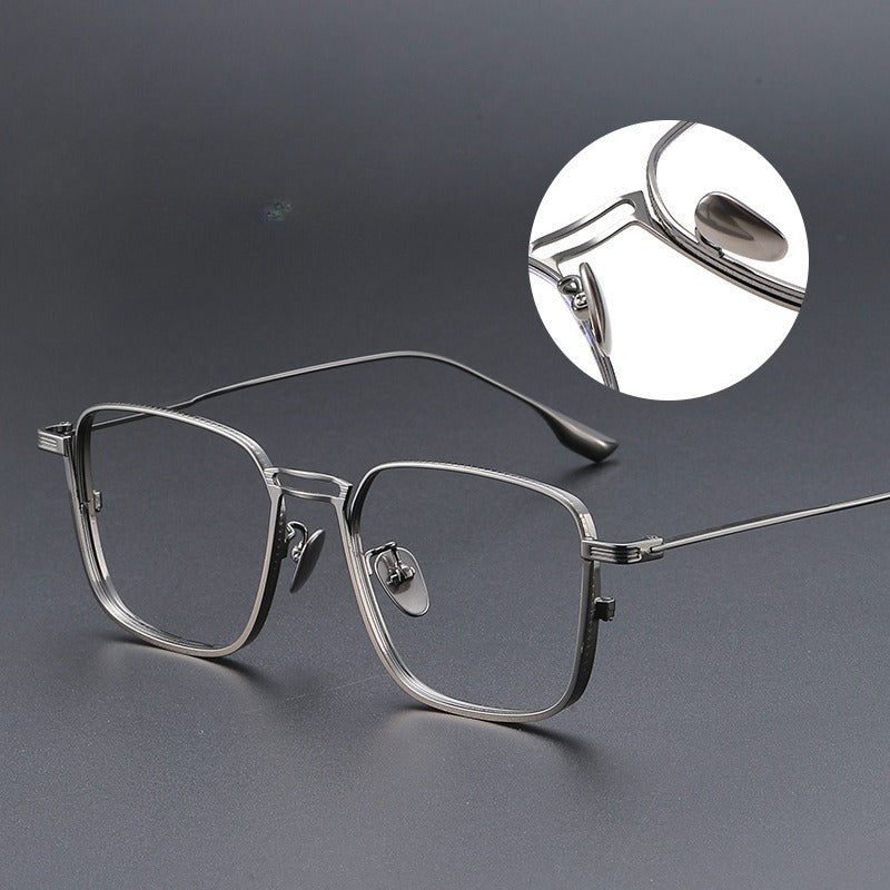 AUT005 Pure Titanium Men's Eyeglasses with Myopia Lenses.