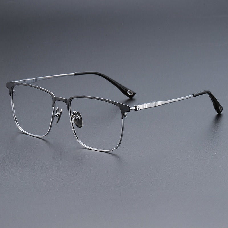 AUT006 Titanium Eyeglasses with Myopia Lenses.