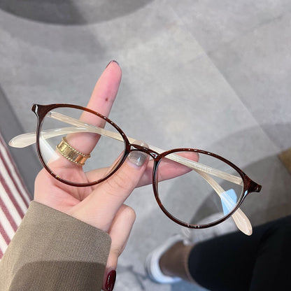 AUR0003 Women's myopia glasses.